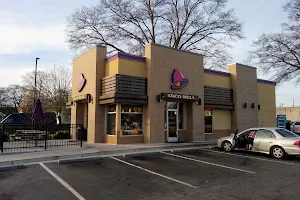 Taco Bell image