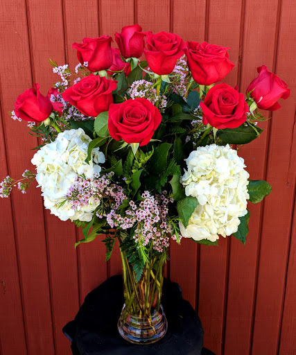 Florist «Ron & Alicia Robinson Florist», reviews and photos, 1610 S Grand Ave, Glendora, CA 91740, USA