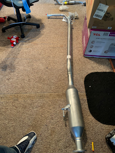 Used Car Dealer «J & A Auto Center», reviews and photos, 211 Broadway, Raynham, MA 02767, USA