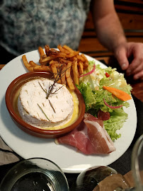 Plats et boissons du Restaurant Le vin 4 à Barèges - n°5