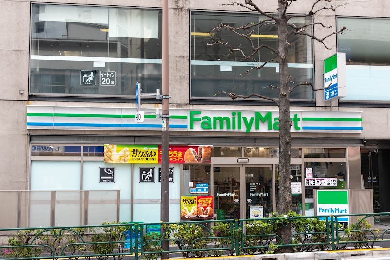 ファミリーマート 飯田橋店