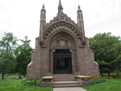 Pet cemetery Saint Louis