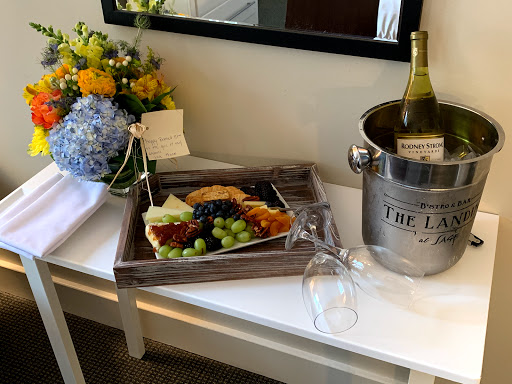 Lounge «Sage Inn and Lounge», reviews and photos, 336 Commercial St, Provincetown, MA 02657, USA