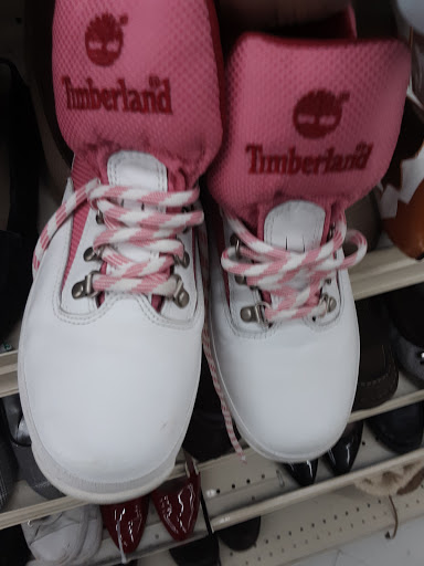 Thrift Store «Arc Thrift Shop», reviews and photos, 4402 Austin Bluffs Pkwy, Colorado Springs, CO 80918, USA