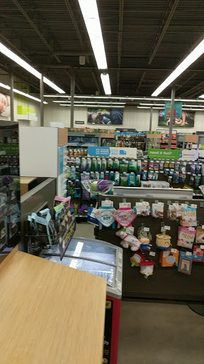 Pet Supply Store «Petco Animal Supplies», reviews and photos, 1011 University Blvd #100, Suffolk, VA 23435, USA