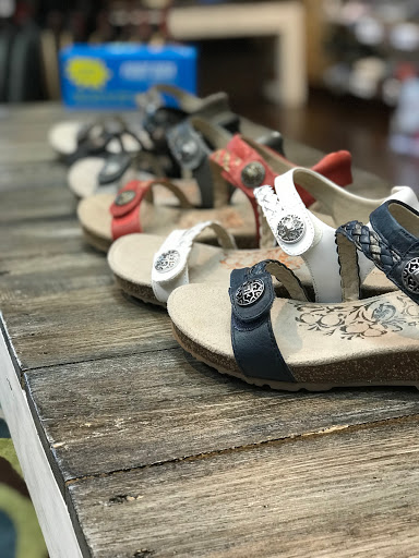 Shoe Store «Donnelly Euro Footwear», reviews and photos, 402 N Donnelly St, Mt Dora, FL 32757, USA