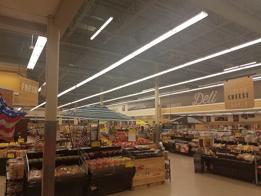 Grocery Store «Jewel-Osco», reviews and photos, 1157 N Eola Rd, Aurora, IL 60502, USA