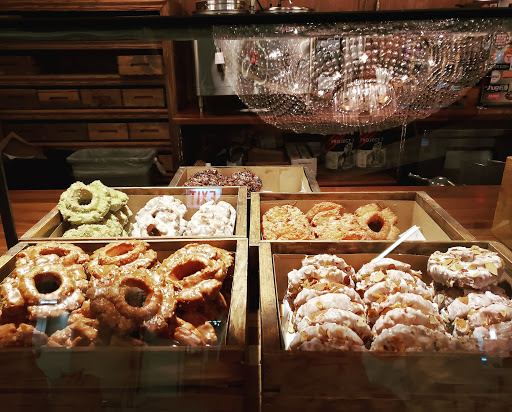 Donut Shop «Doughnut Vault», reviews and photos, 111 N Canal St, Chicago, IL 60606, USA