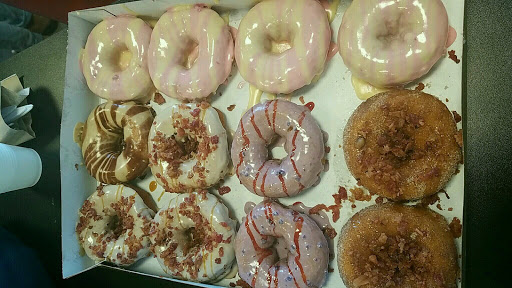 Donut Shop «Duck Donuts», reviews and photos, 409 Pisgah Church Rd, Greensboro, NC 27455, USA