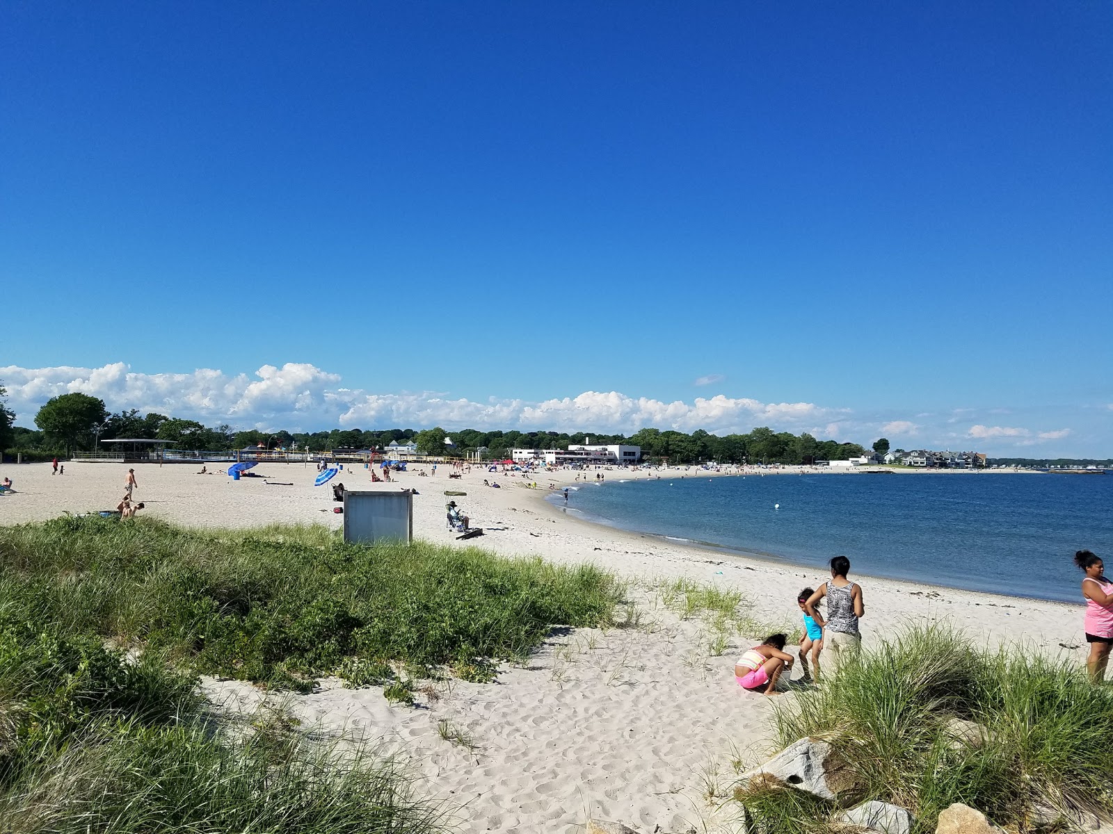 Foto van Ocean Beach met fijne beige zand oppervlakte