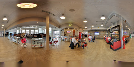 Jeep Dealer «Fields Chrysler Jeep Dodge RAM Glenview», reviews and photos, 2800 Patriot Blvd, Glenview, IL 60026, USA