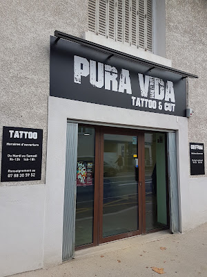 Pura Vida - Tattoo & Cut à Eybens