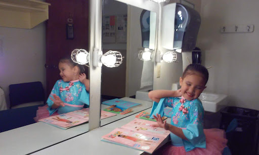 Ballet School «Astrid Audet Academy of Ballet & More», reviews and photos, 6135 N Federal Hwy, Fort Lauderdale, FL 33308, USA