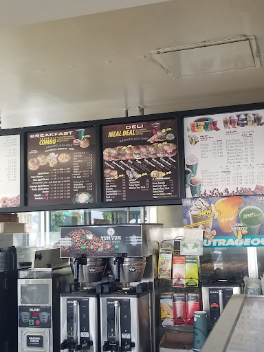 Donut Shop «Yum Yum Donuts», reviews and photos, 320 17th St, Santa Ana, CA 92706, USA