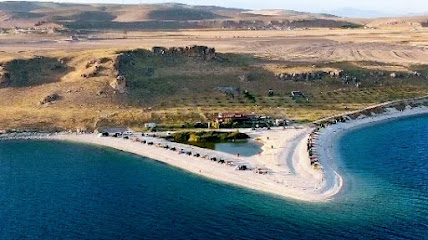 Çakıl Adası Aile Plajı Ve Kamp alanı