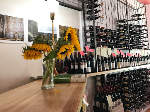 Wine Store «Paradise Wine», reviews and photos, 435 Rhode Island St, Buffalo, NY 14213, USA