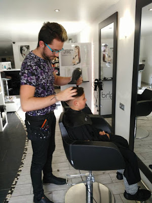 V'Axel Coiffeur Barber Esthétique à Saint-Michel