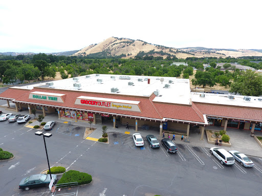 Grocery Store «Grocery Outlet Bargain Market», reviews and photos, 14806 Olympic Dr, Clearlake, CA 95422, USA