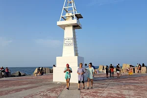 Faro de Playa Miramar Madero image