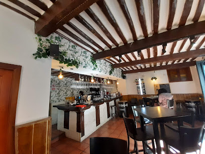 El Cañaveral Cafe & Bar - C. Bedel, 3, 28801 Alcalá de Henares, Madrid, Spain