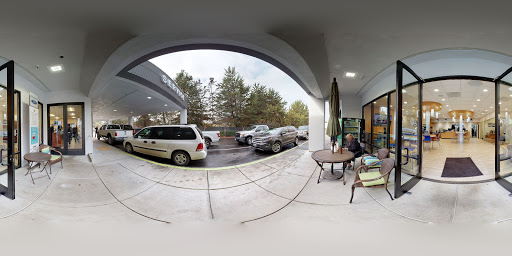 Ford Dealer «Henry Curtis Ford», reviews and photos, 1120 Auto Center Dr, Petaluma, CA 94952, USA