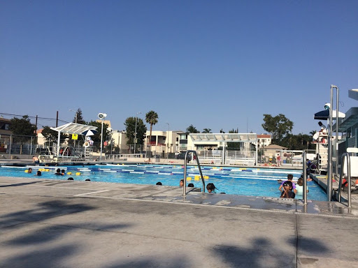 Hollywood Pool