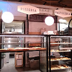 Photo n°2 de l'avis de Loïc.a fait le 13/09/2017 à 05:52 sur le  Antico Forno Serpenti à Rome