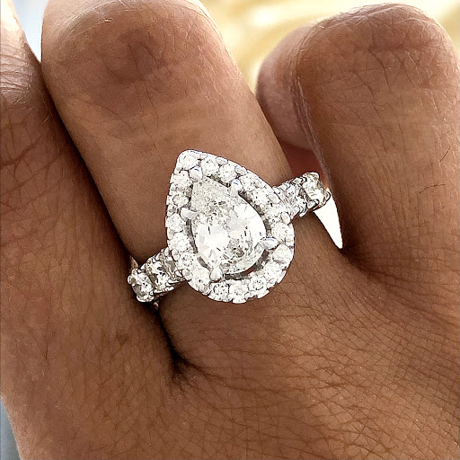 Jeweler «Mr Marco Jewelers», reviews and photos, 216 W Main St, St Charles, IL 60174, USA