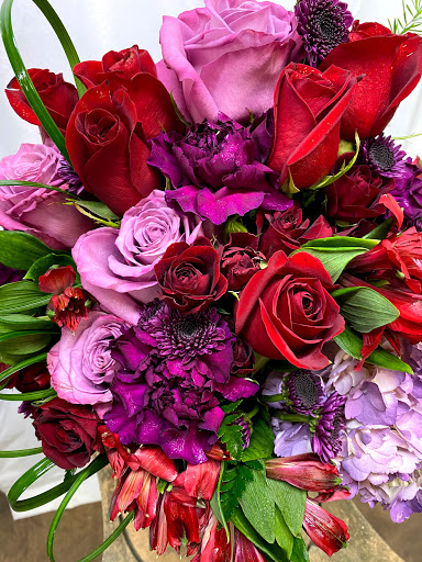 Florist «Roberts Flower Shop», reviews and photos, 423 Castroville Rd, San Antonio, TX 78207, USA