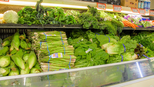 Grocery Store «Town & Country Foods», reviews and photos, 219 N 19th Ave, Bozeman, MT 59718, USA