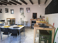 Atmosphère du Restaurant français À Table chez Laurette à Chalon-sur-Saône - n°4