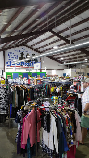 Thrift Store «Goodwill Retail Store, Career Training Center, & Donation Center», reviews and photos