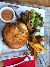 Photo n°21 de LE CADET 83 à Hyères ()