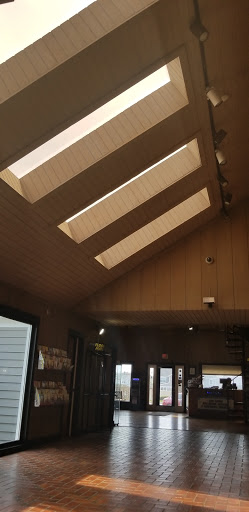 Car Wash «Naper Carwash», reviews and photos, 1090 75th St, Naperville, IL 60565, USA