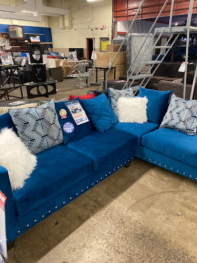 Furniture Store «American Freight Furniture and Mattress», reviews and photos, 3804 S 27th St, Milwaukee, WI 53221, USA