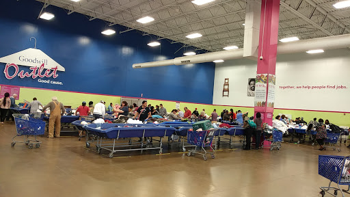 Non-Profit Organization «Goodwill Outlet Store», reviews and photos, 8345 Georgetown Rd, Indianapolis, IN 46268, USA