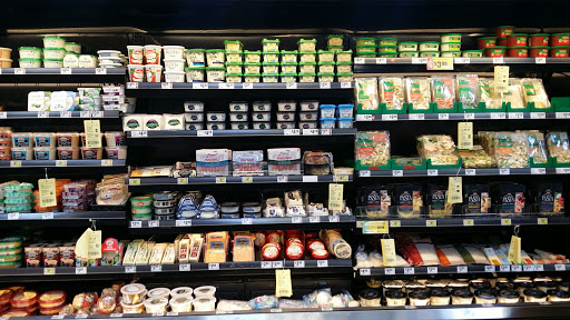 Grocery Store «H-E-B Grocery», reviews and photos, 3590 College St, Beaumont, TX 77701, USA