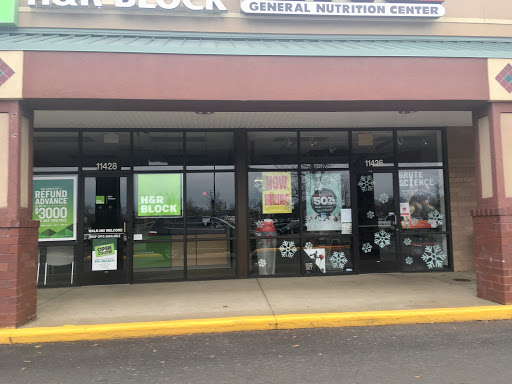 GNC, 11426 W Broad St, Glen Allen, VA 23060, USA, 