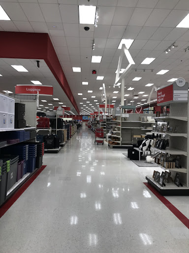 Department Store «Target», reviews and photos, 12197 Sunset Hills Rd, Reston, VA 20190, USA