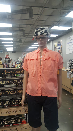 Thrift Store «Goodwill of Silicon Valley», reviews and photos, 855 E El Camino Real, Mountain View, CA 94040, USA