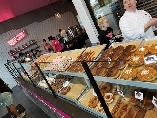 Shopping Mall «Scottsdale Promenade», reviews and photos, 16427 N Scottsdale Rd, Scottsdale, AZ 85254, USA