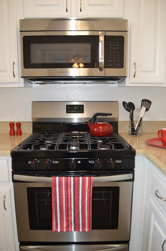 Burbank Village Apartments image