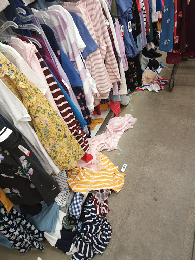 Clothing Store «Old Navy», reviews and photos, 90 Pleasant Valley St, Methuen, MA 01844, USA