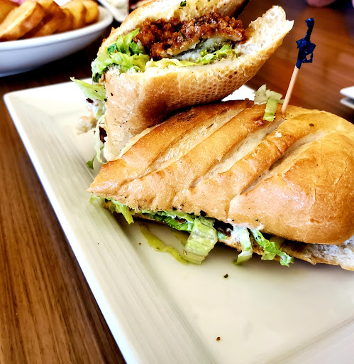 Golf Course «The Clubs of Kingwood - Deerwood Clubhouse», reviews and photos, 1717 Forest Garden Dr, Kingwood, TX 77345, USA