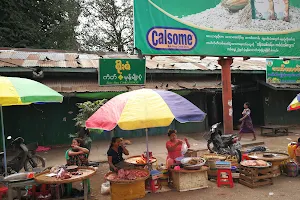 Pakkoku Market image