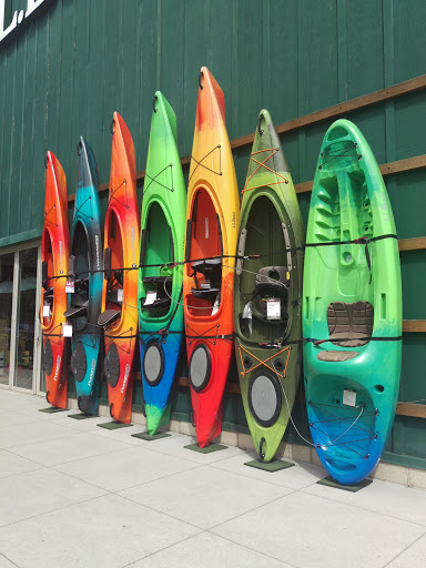 Clothing Store «L.L. Bean», reviews and photos, 1 Ridge Hill Boulevard, Yonkers, NY 10710, USA