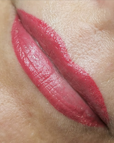 Comentarii opinii despre Kleopátra Kozmetika Sminktetoválás Dombóvár Babor Kozmetika