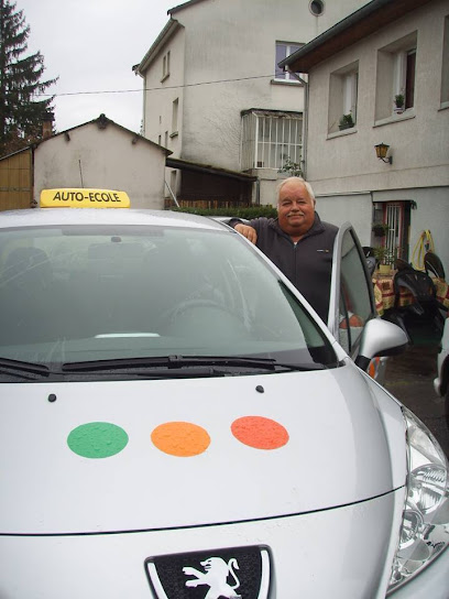 photo de l'auto école Tisserand Claude