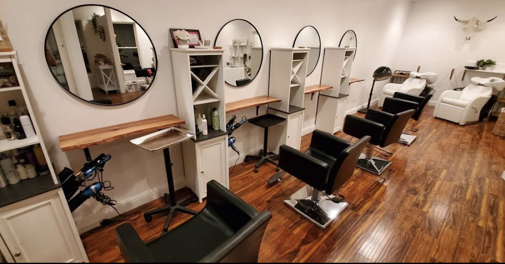 Bombshell Salon & Co. 95619