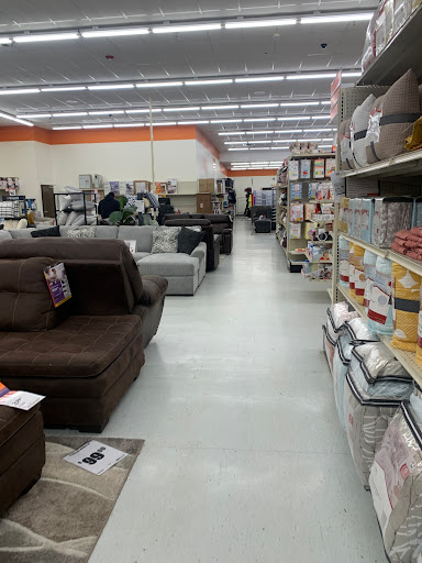 Discount Store «Big Lots», reviews and photos, 650 Wolcott St, Waterbury, CT 06705, USA